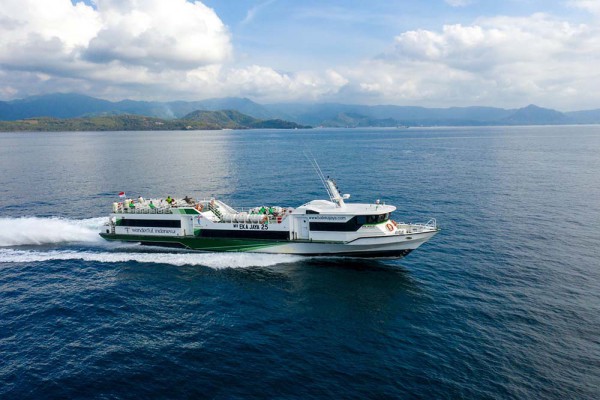 Ferry rápido Eka Jaya Bali